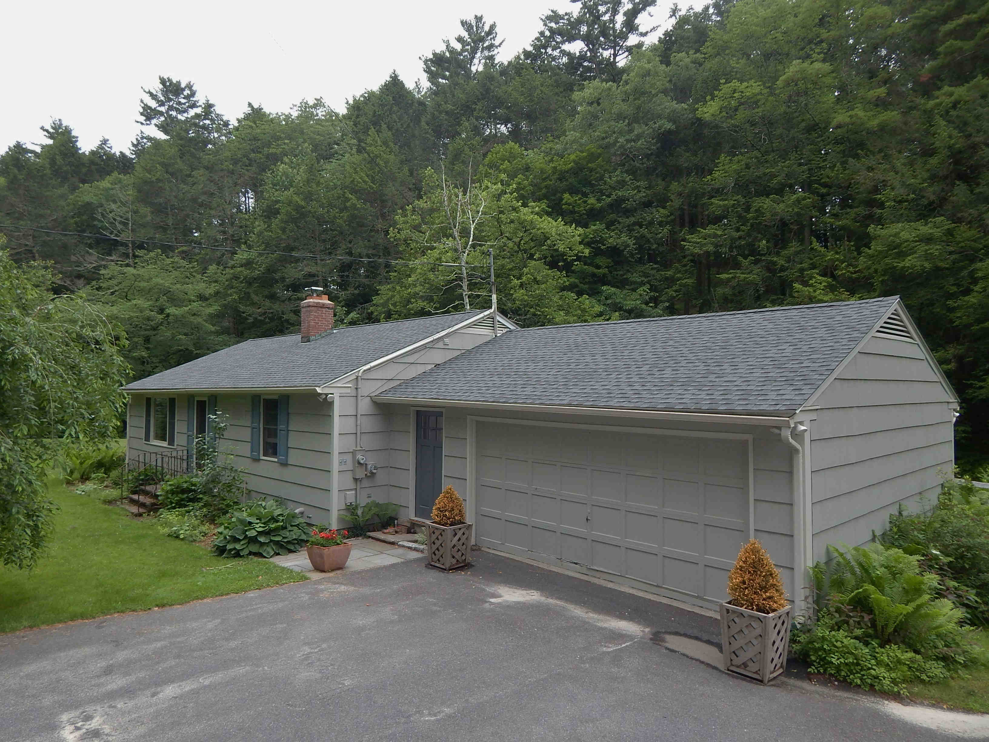 Building photograph for 375 SALMON KILL ROAD